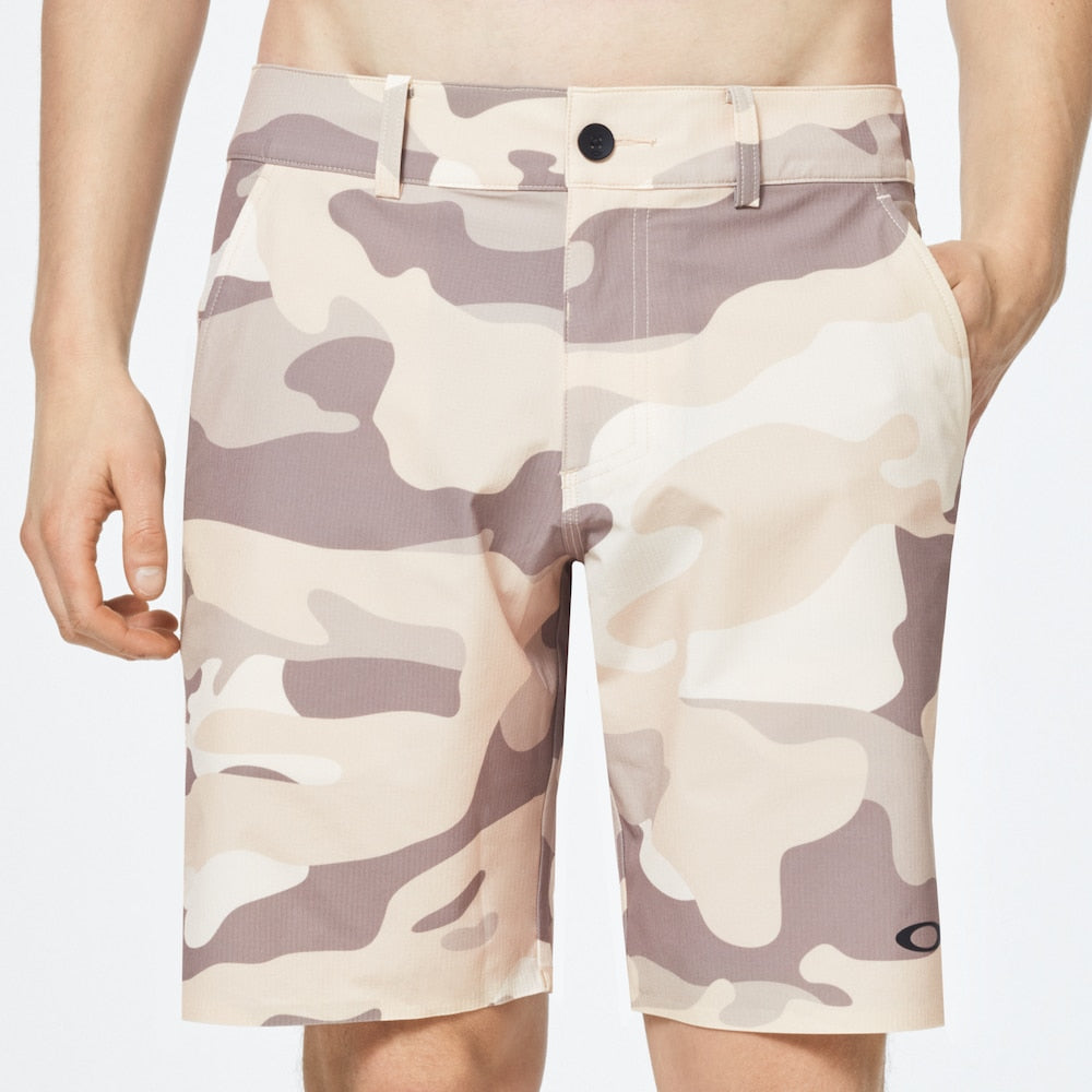 Oakley camo shorts store