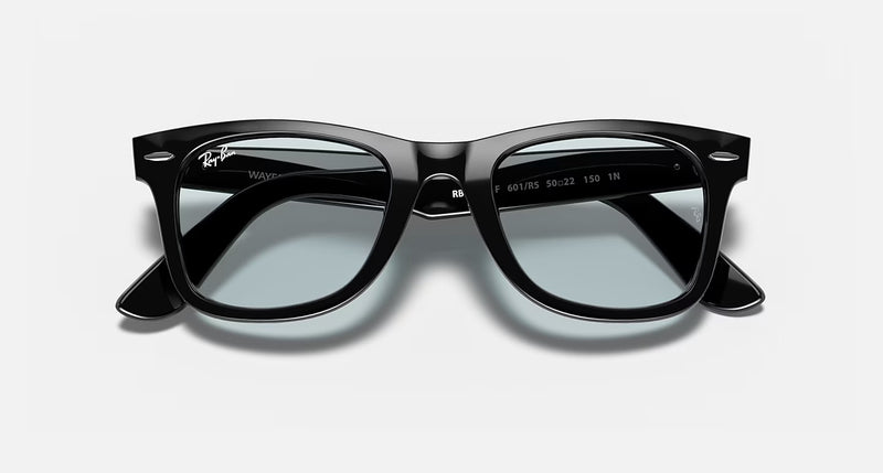 Ray-Ban Wayfarer Unisex Lifestyle Sunglasses