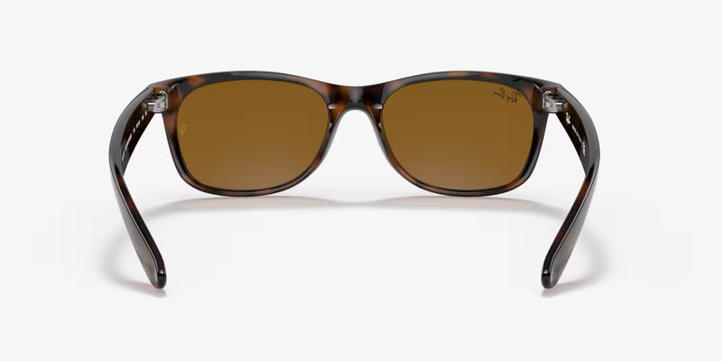 Ray-Ban New Wayfarer Unisex Lifestyle Sunglasses