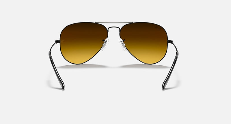 Ray-Ban Classic Aviator Unisex Lifestyle Sunglasses