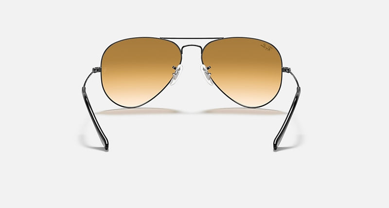 Ray-Ban Classic Aviator Unisex Lifestyle Sunglasses
