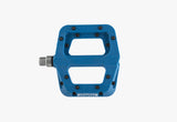 Race Face Chester MTB Pedal in Black with replaceable traction pins Blue 1