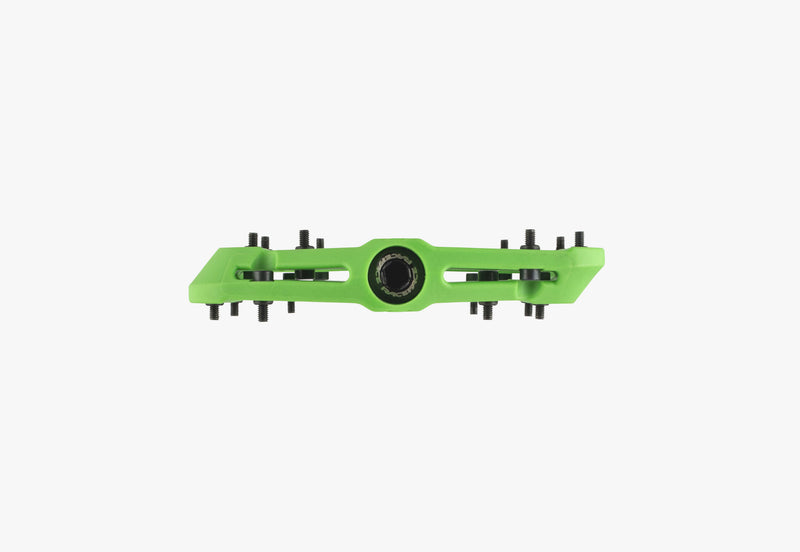 Race Face Chester MTB Pedal in Black with replaceable traction pins Green 1