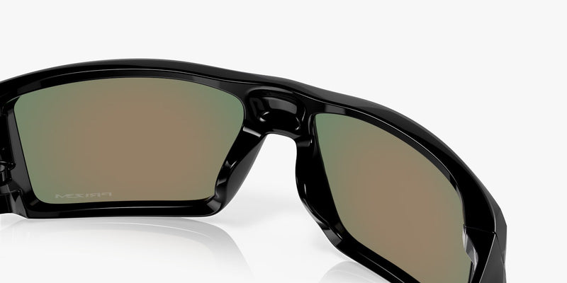 Oakley Heliostat Unisex Lifestyle Sunglasses