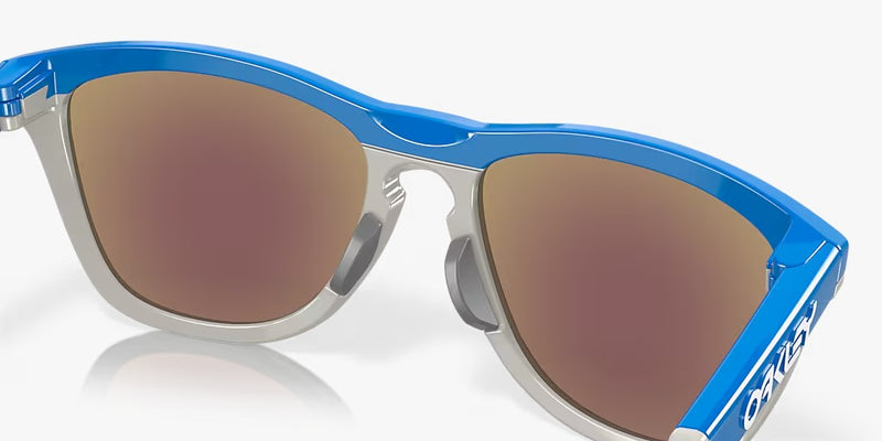 Oakley Frogskins Hybrid Round Unisex Lifestyle Sunglasses