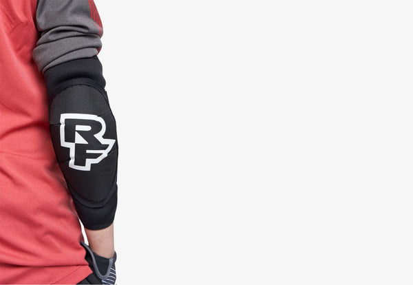 Race Face Sendy Elbow Youth Guard Mtb Protective Gear - Stealth