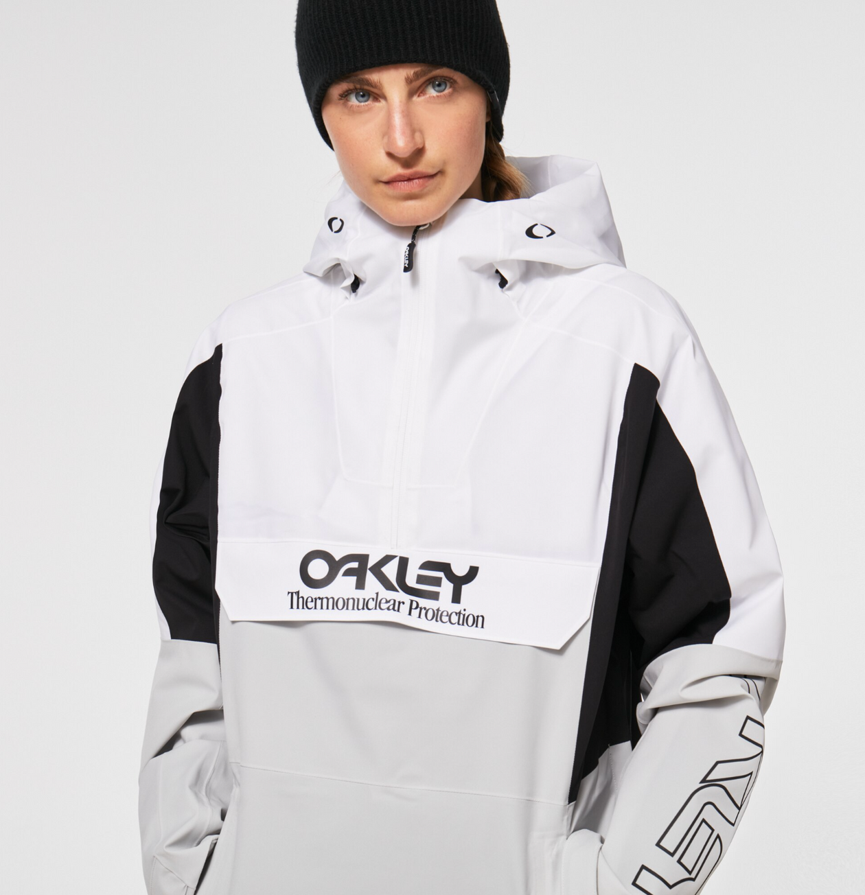 Oakley TNP Insulated Anorak Women's Winter Jacket - White / Grey